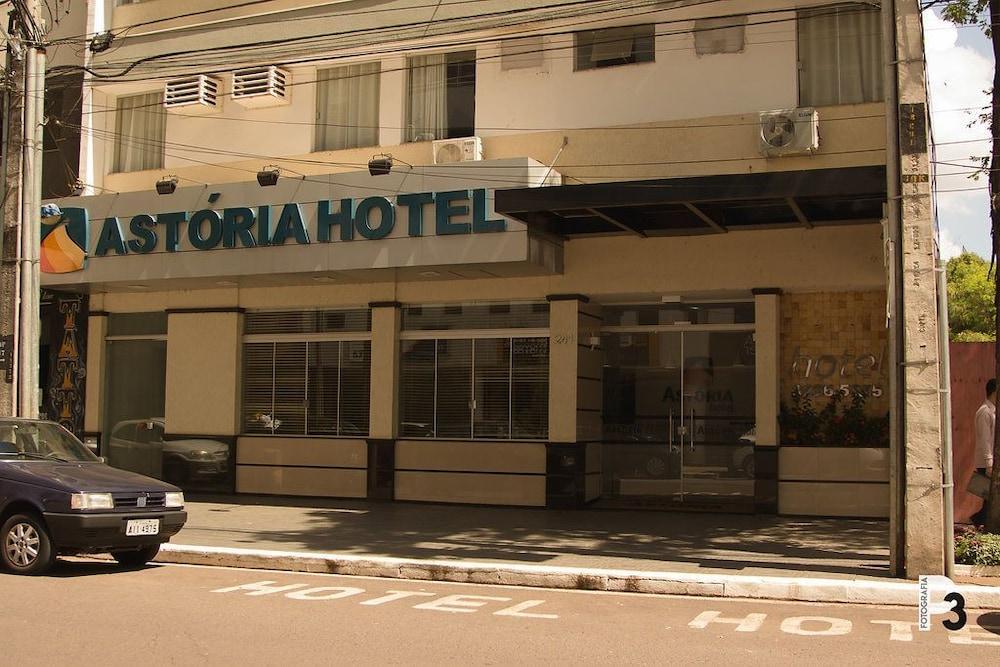 Hotel Astoria Маринга Экстерьер фото